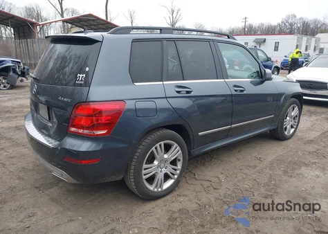 2015 Mercedes-Benz Glk 350 4Matic z USA, uszkodzony, nr VIN WDCGG8JB7FG441353
